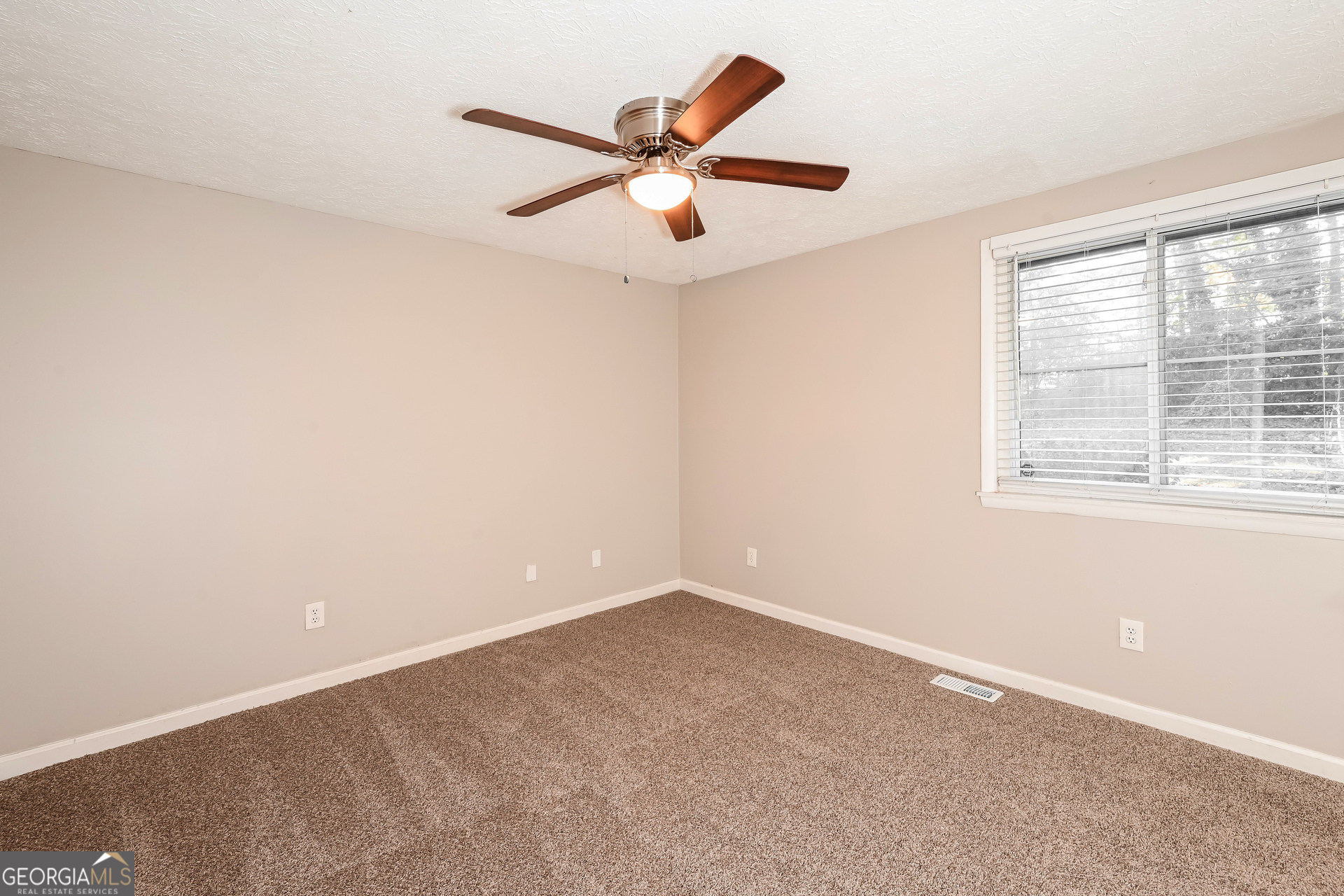 5343 Martins Crossing Road Stone Mountain, GA 30088 - Photo 11 of 22