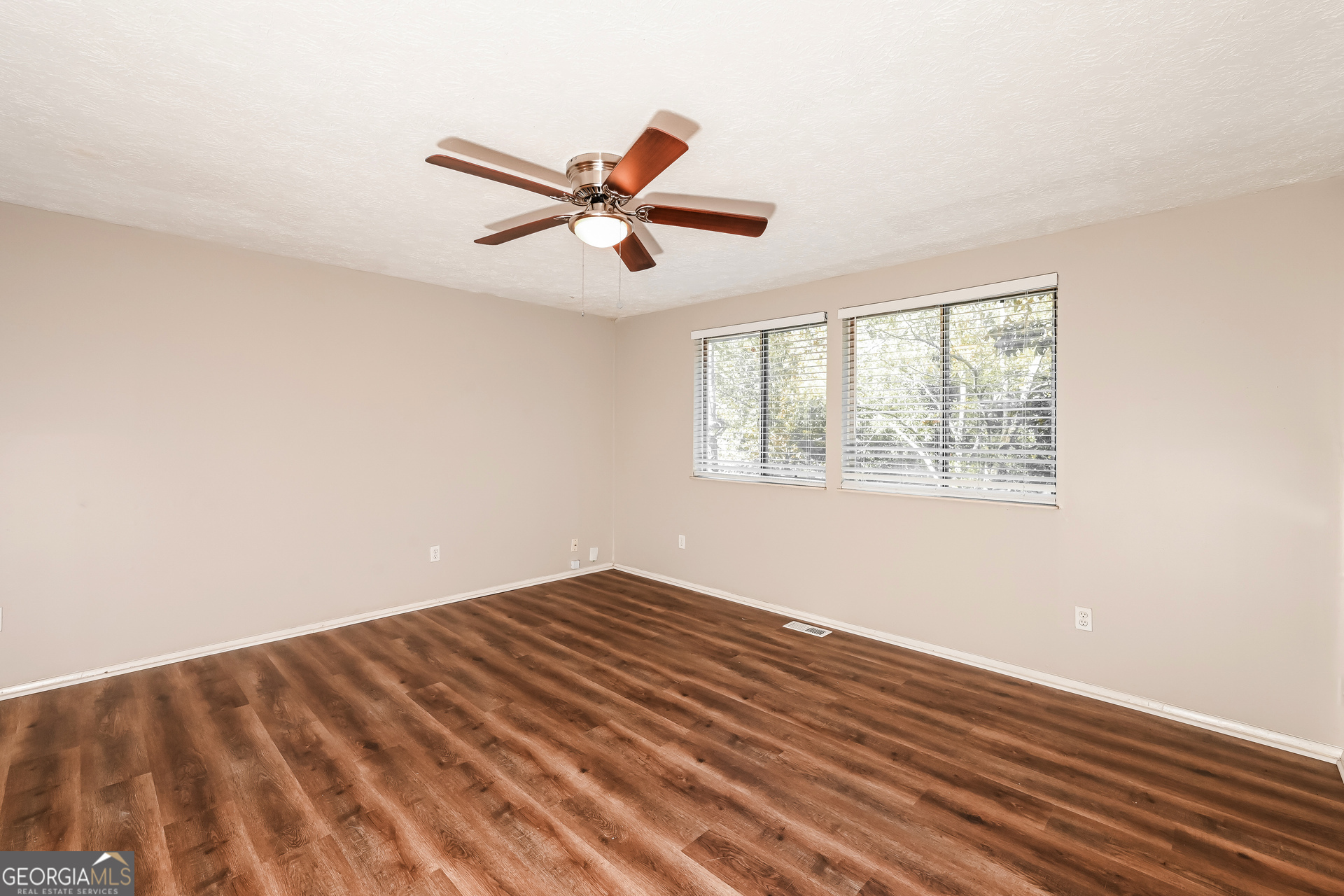 5343 Martins Crossing Road Stone Mountain, GA 30088 - Photo 4 of 22
