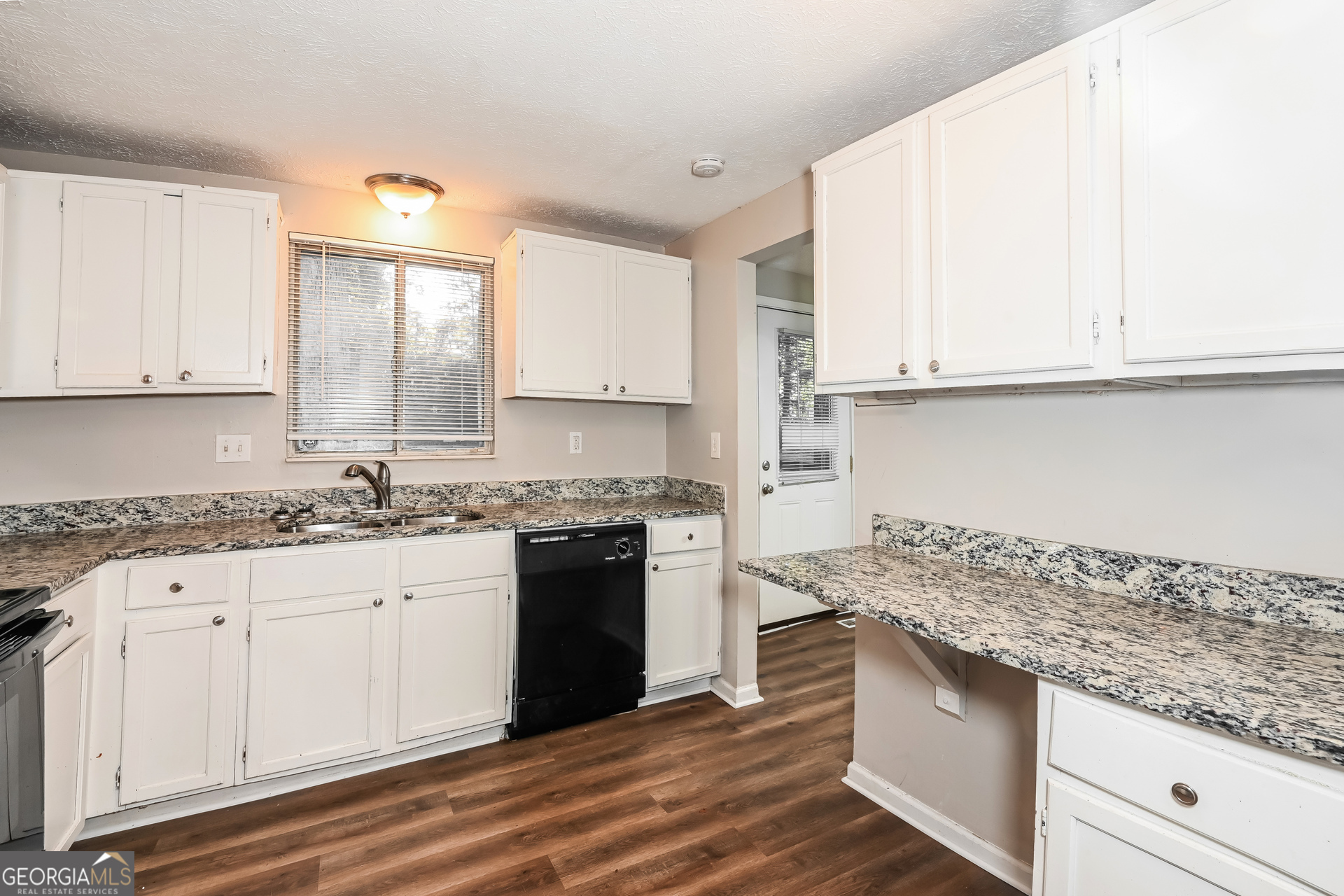 5343 Martins Crossing Road Stone Mountain, GA 30088 - Photo 7 of 22