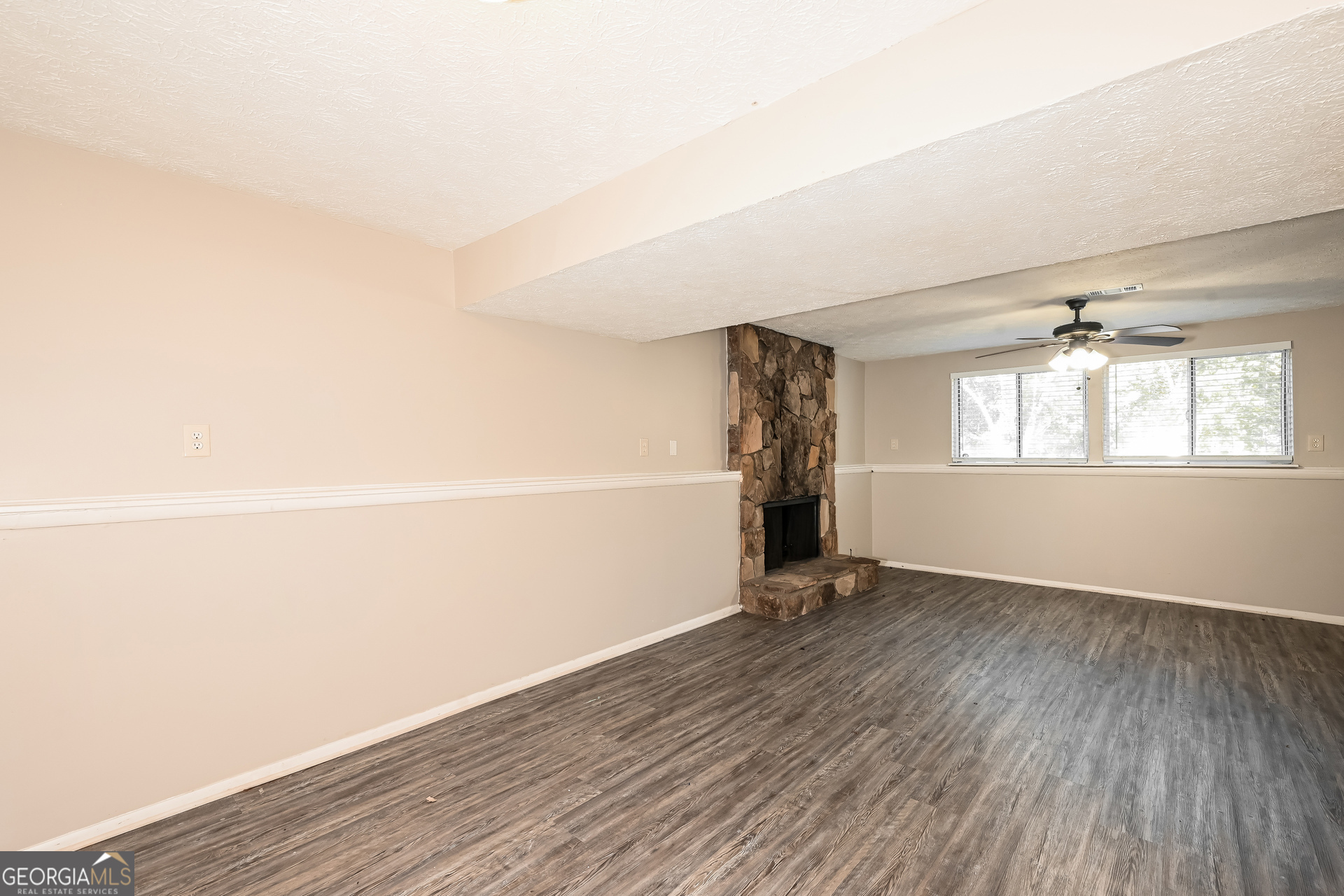 5343 Martins Crossing Road Stone Mountain, GA 30088 - Photo 8 of 22