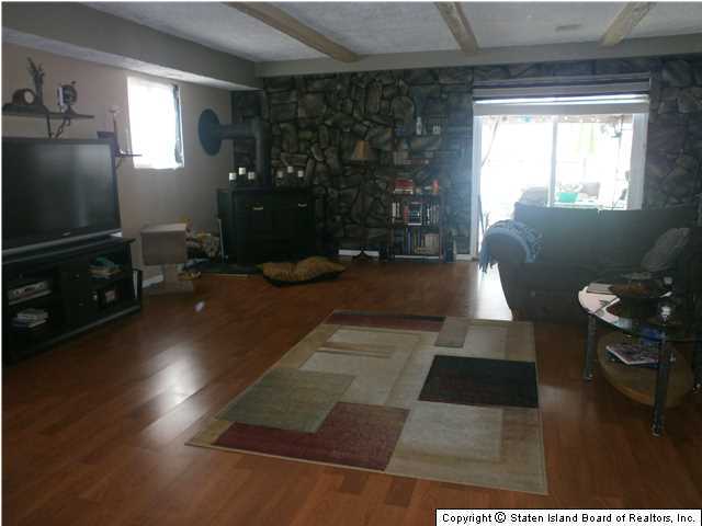 102 Annadale Road Staten Island, NY 10312 - Photo 8 of 10 Additional Photo