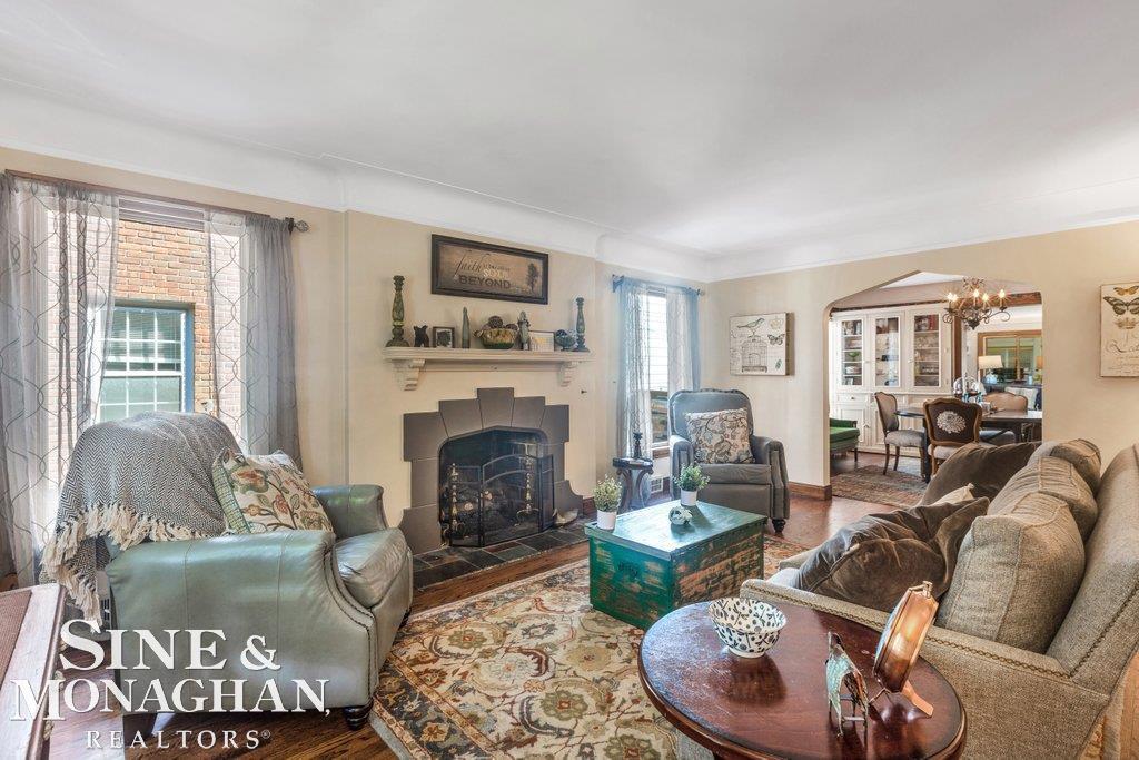 348 McMillan Road Grosse Pointe Farms, MI 48236 - Photo 6 of 35