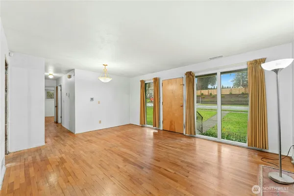 $350,000 | 429 Harvard Avenue, Fircrest, WA 98466