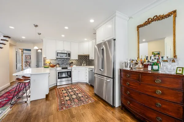 $5,200 | 75 Montgomery Street, Unit 4, Boston, MA 02116