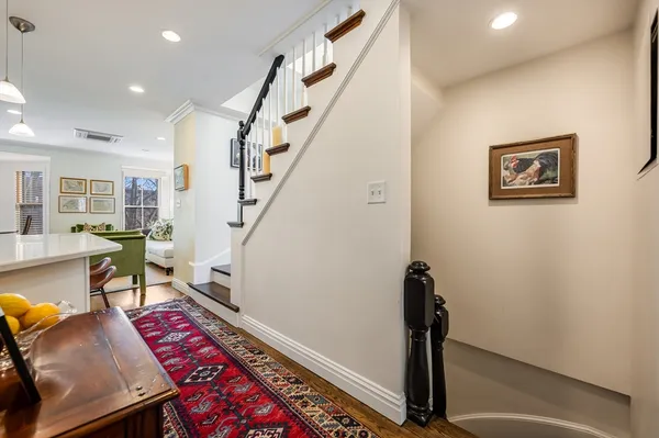 $5,200 | 75 Montgomery Street, Unit 4, Boston, MA 02116