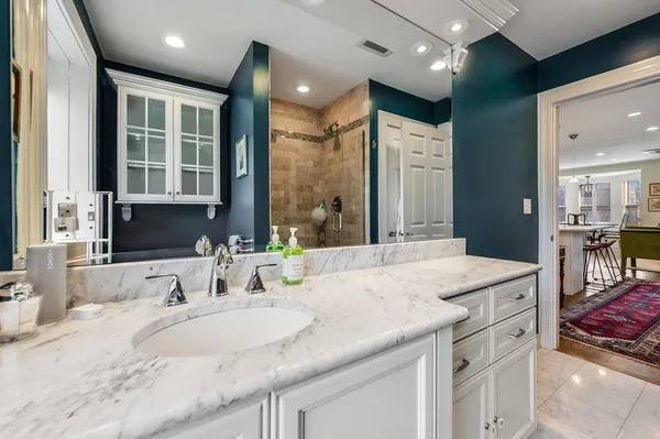 $5,200 | 75 Montgomery Street, Unit 4, Boston, MA 02116