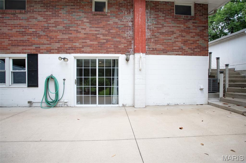2255 Alby Street Alton, IL 62002 - Photo 37 of 67