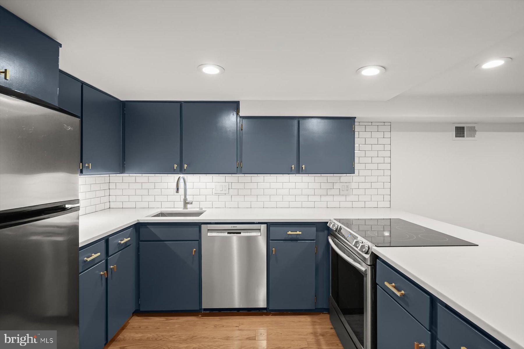 433 10th Street Northeast Washington, DC 20002 - Photo 26 of 33