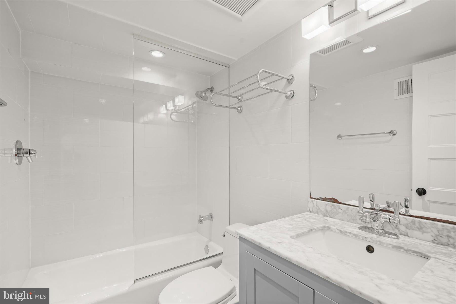 433 10th Street Northeast Washington, DC 20002 - Photo 29 of 33