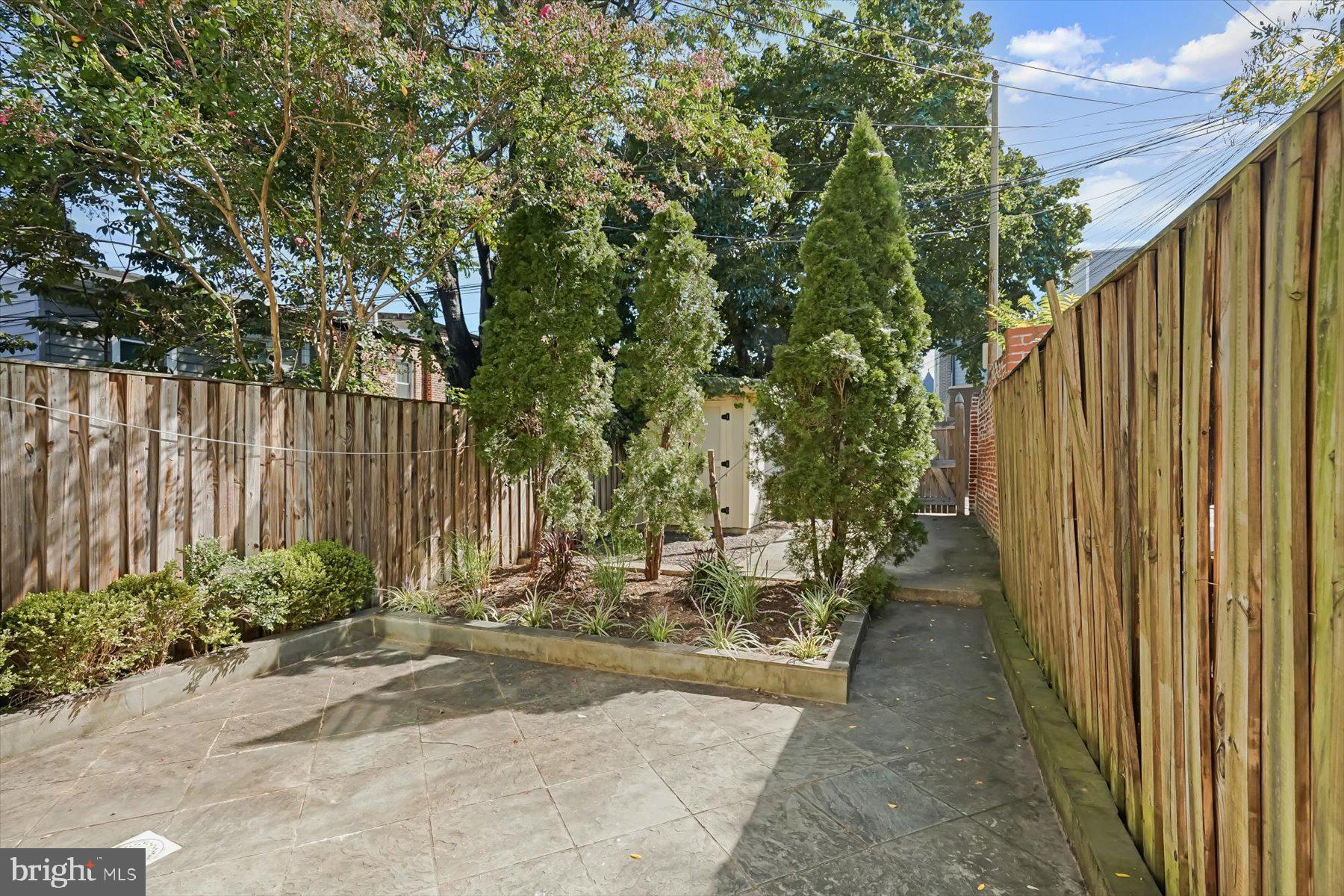 433 10th Street Northeast Washington, DC 20002 - Photo 30 of 33