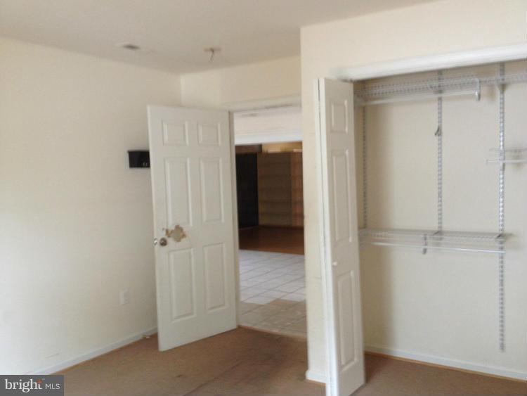 5228 Forman Court Springfield, VA 22151 - Photo 17 of 30 Bedroom