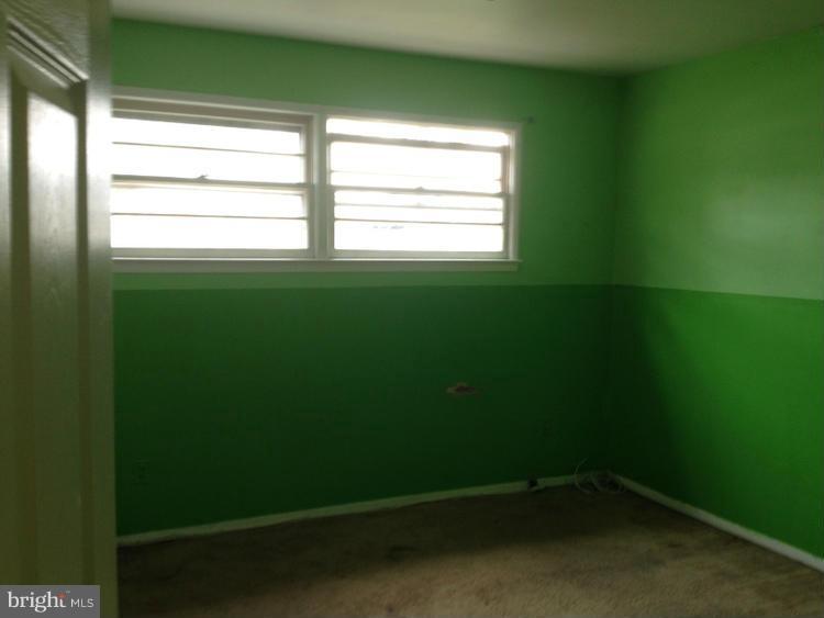 5228 Forman Court Springfield, VA 22151 - Photo 26 of 30 Bedroom