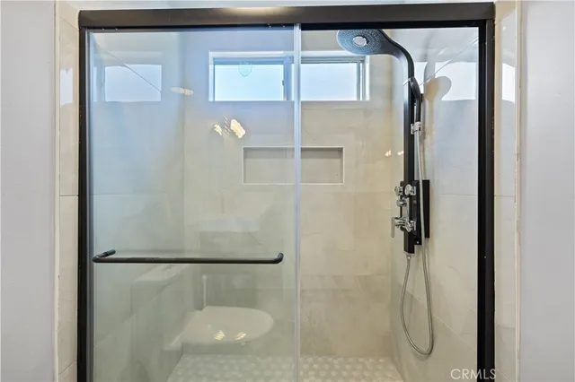 $569,000 | 15080 Victory Boulevard, Unit 205, Van Nuys, CA 91411