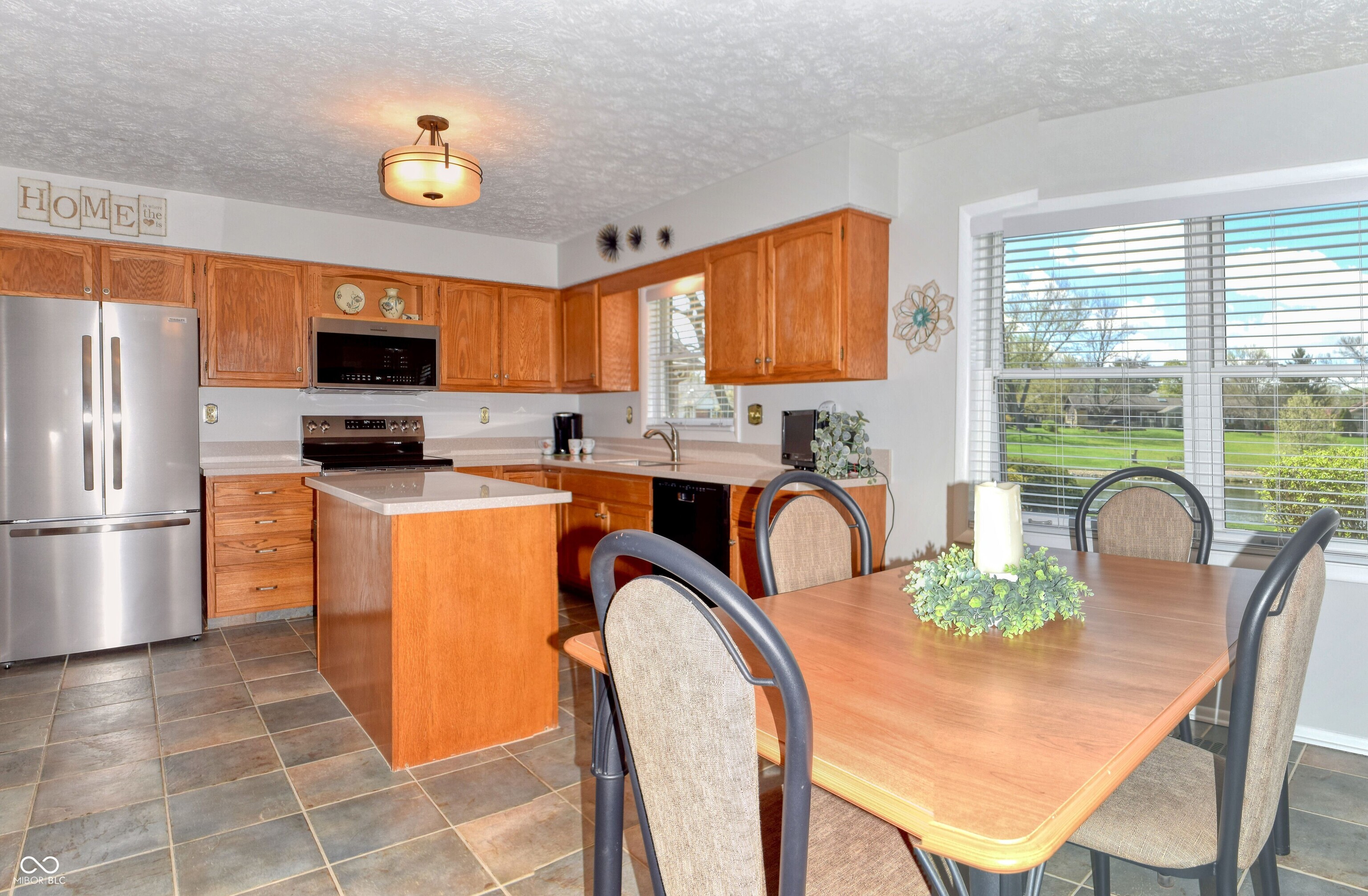 8014 Bayview Point Indianapolis, IN 46256 - Photo 12 of 32