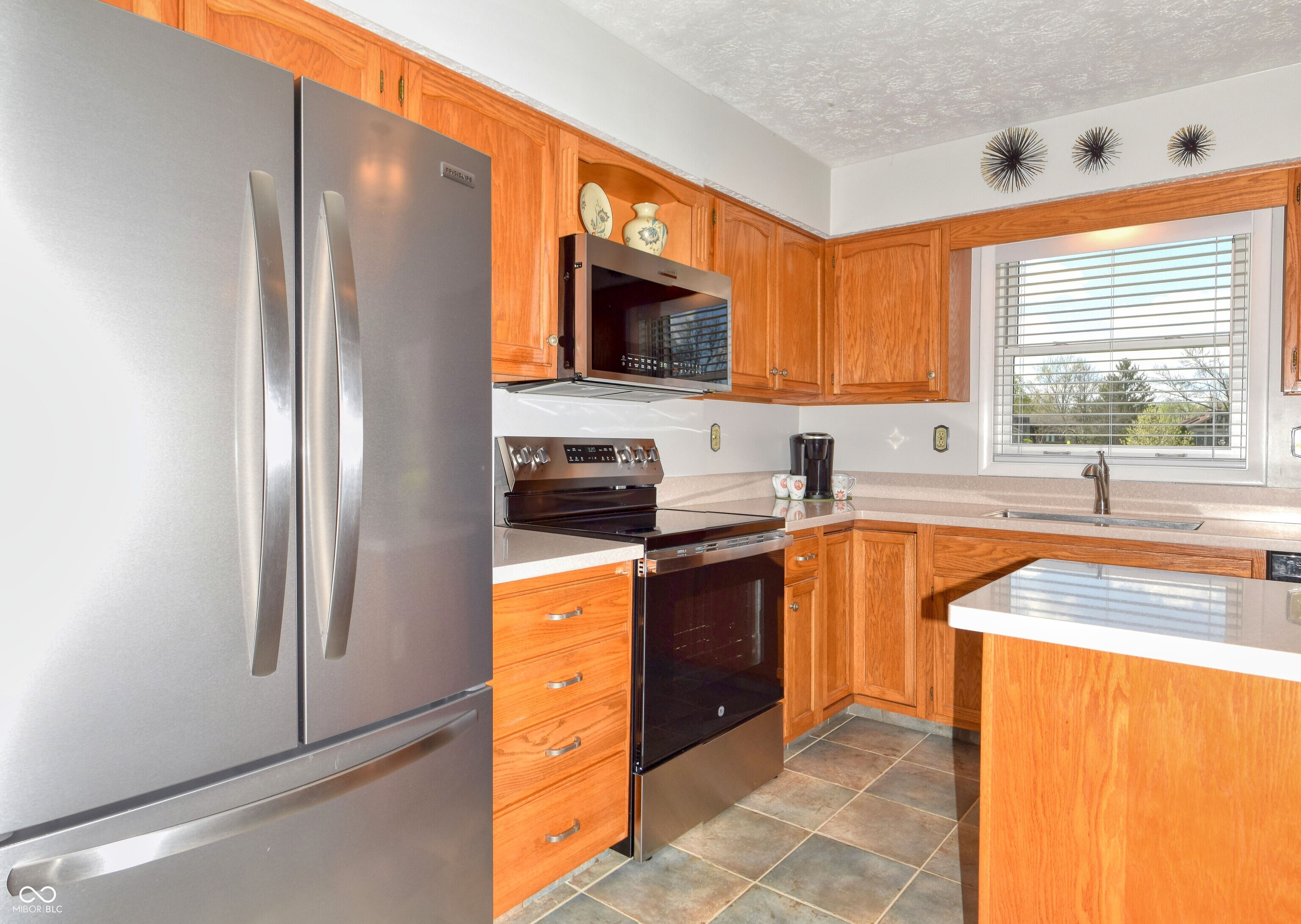 8014 Bayview Point Indianapolis, IN 46256 - Photo 14 of 32