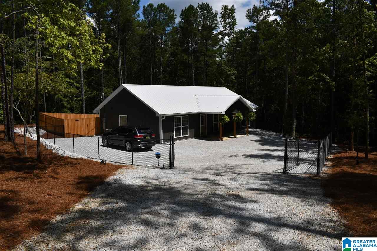 660 Crystal Cove Wedowee, AL 36278 - Photo 3 of 26