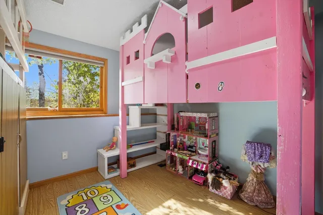 $524,900 | 2230 Amanisoti Drive, Carlton, MN 55718