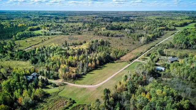 $524,900 | 2230 Amanisoti Drive, Carlton, MN 55718