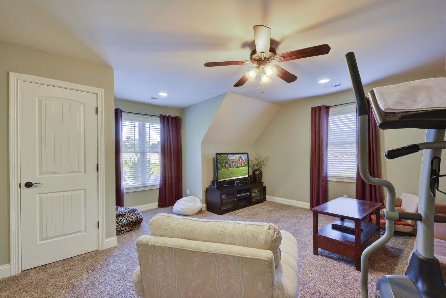 139 Crossroads Boulevard Oak Ridge, TN 37830 - Photo 23 of 29 20180222033726910988000000-o