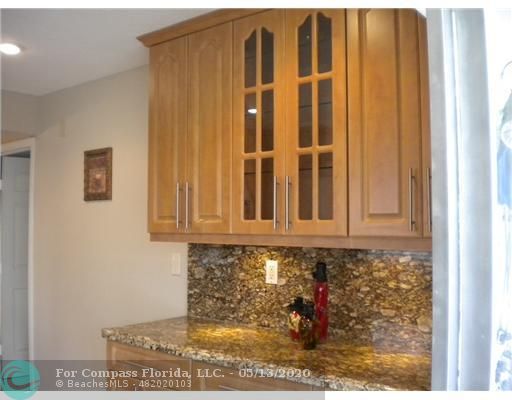 Davie Davie, FL 33325 - Photo 7 of 13 Kitchen