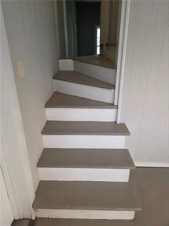 $220,000 | 219 Grove Avenue Southeast, Lindale, GA 30147