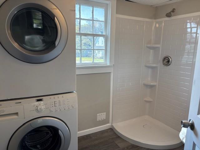 219 Grove Avenue Southeast Lindale, GA 30147 - Photo 20 of 39 a bathroom with a toilet and a sink