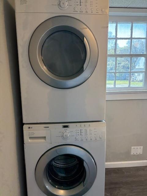 219 Grove Avenue Southeast Lindale, GA 30147 - Photo 21 of 39 a close up view of a washer and dryer