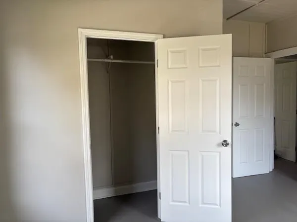 $220,000 | 219 Grove Avenue Southeast, Lindale, GA 30147