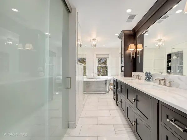 $1,899,000 | 11 West Birchwood Avenue, Hinsdale, IL 60521
