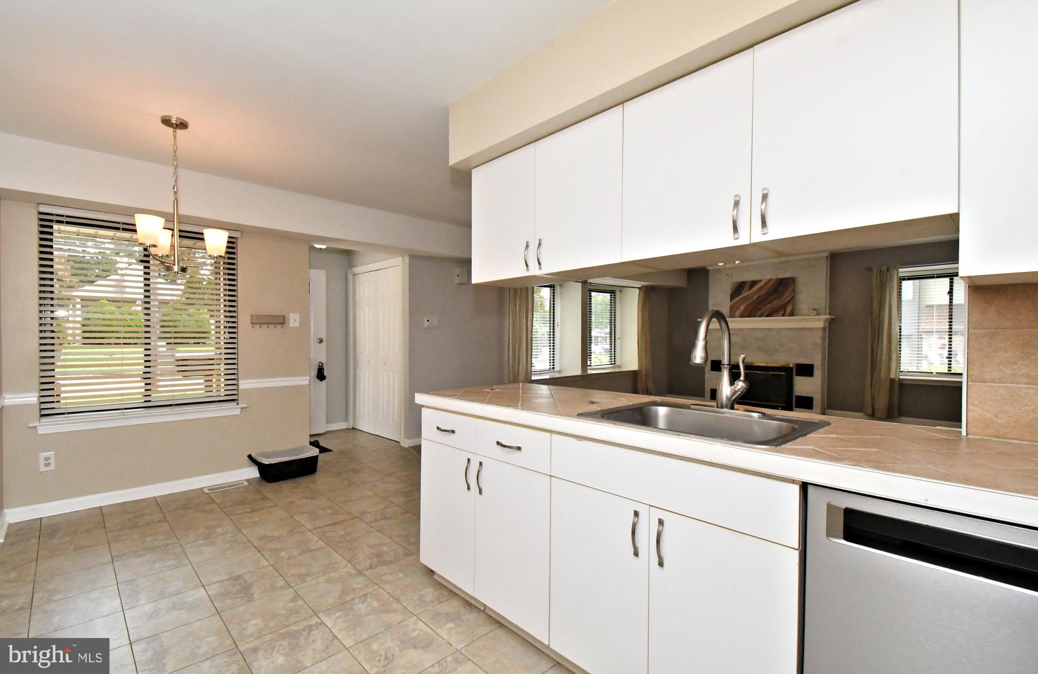 22 Fitzwatertown Road, Unit A10 Willow Grove, PA 19090 - Photo 13 of 30 Breakfast room