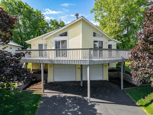 $299,750 | 1840 Darby Lane, Lake Summerset, IL 61019