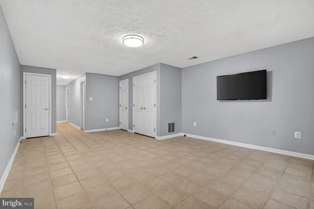 $2,700 | 12859 Mill House Court, Woodbridge, VA 22192