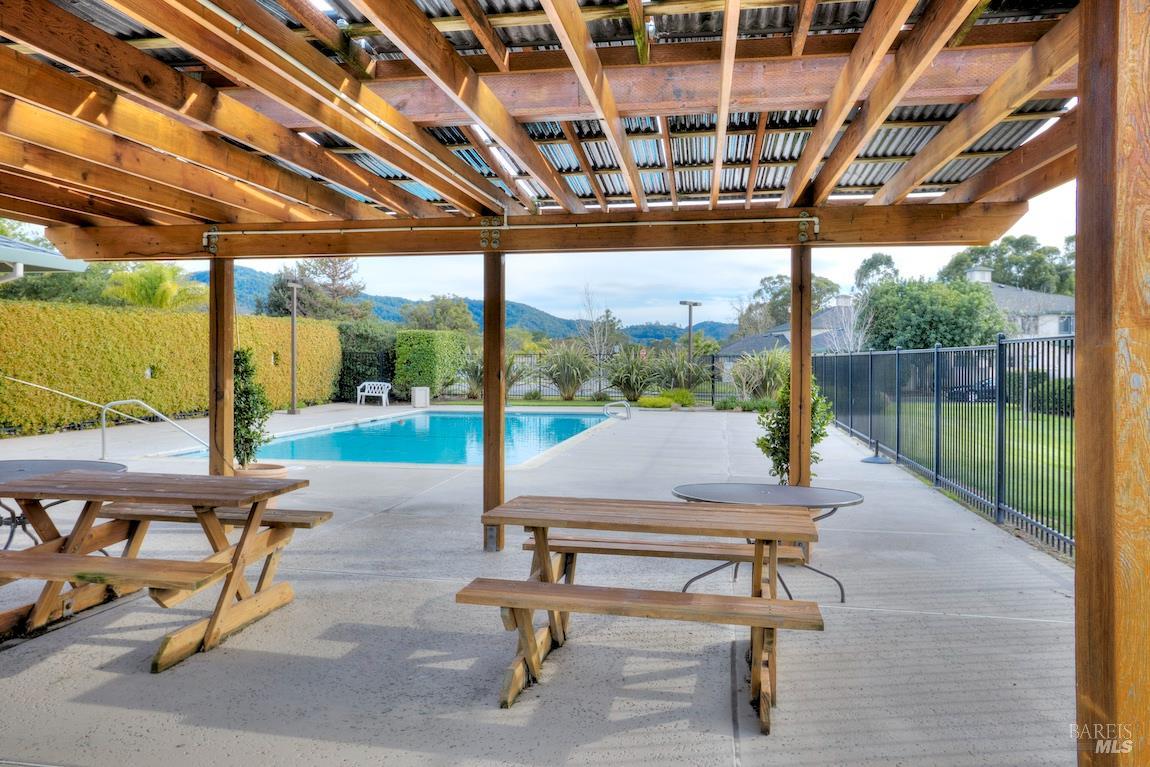 29 Sailmaker Court San Rafael, CA 94903 - Photo 20 of 22