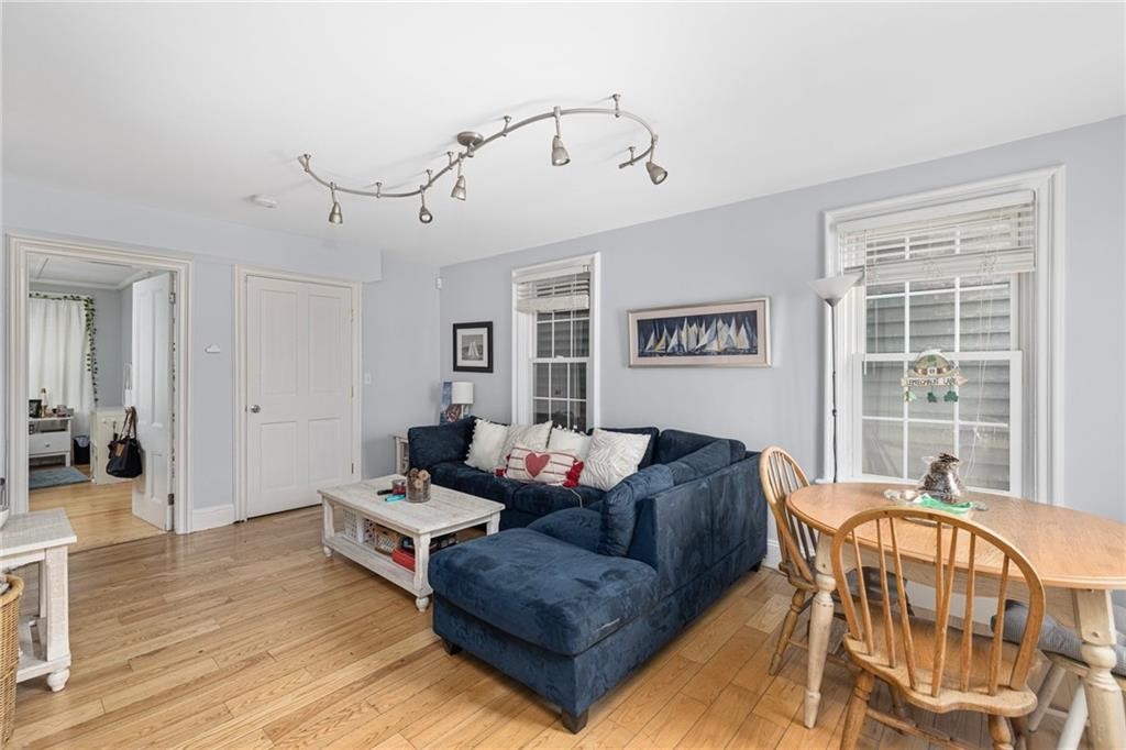 423 Thames Street Newport, RI 02840 - Photo 2 of 20