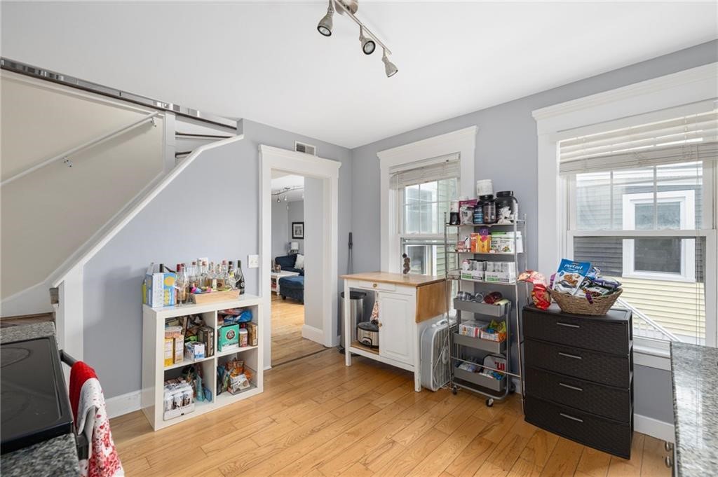 423 Thames Street Newport, RI 02840 - Photo 7 of 20