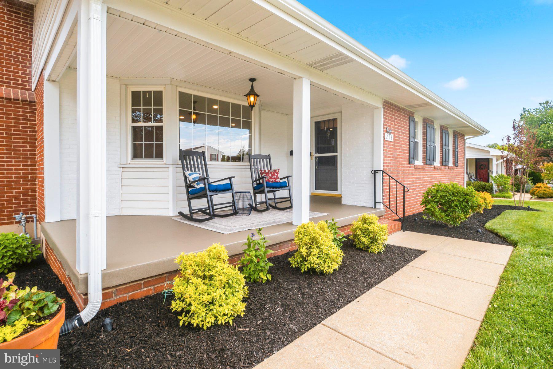 214 Chantrey Road Lutherville-Timonium, MD 21093 - Photo 3 of 54 Front Porch