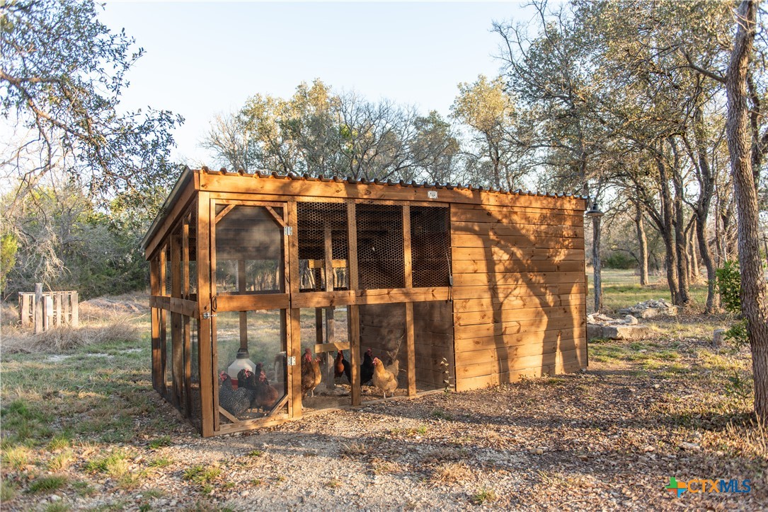 104 Winding River Road Killeen, TX 76549 - Photo 19 of 37 Chicken coop conveys