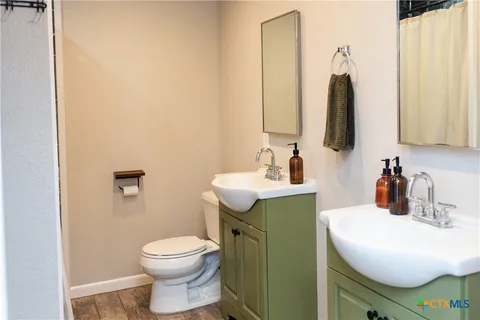 $370,000 | 104 Winding River Road, Killeen, TX 76549