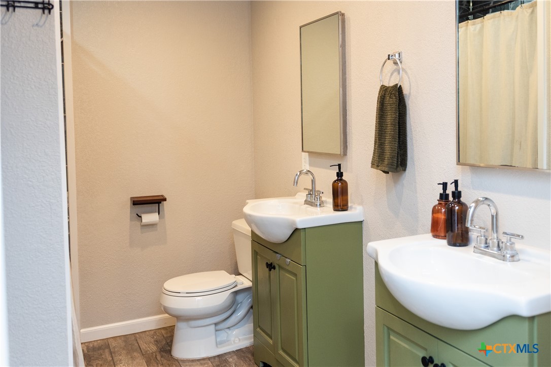 104 Winding River Road Killeen, TX 76549 - Photo 8 of 37