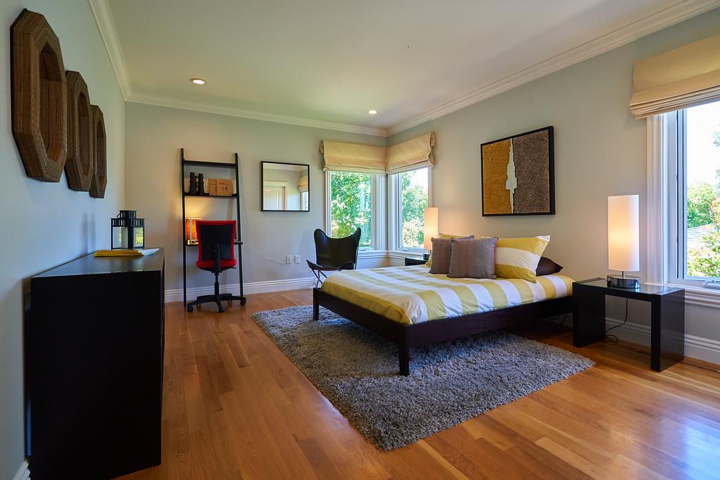 1116 Hillcrest Boulevard Millbrae, CA 94030 - Photo 4 of 19