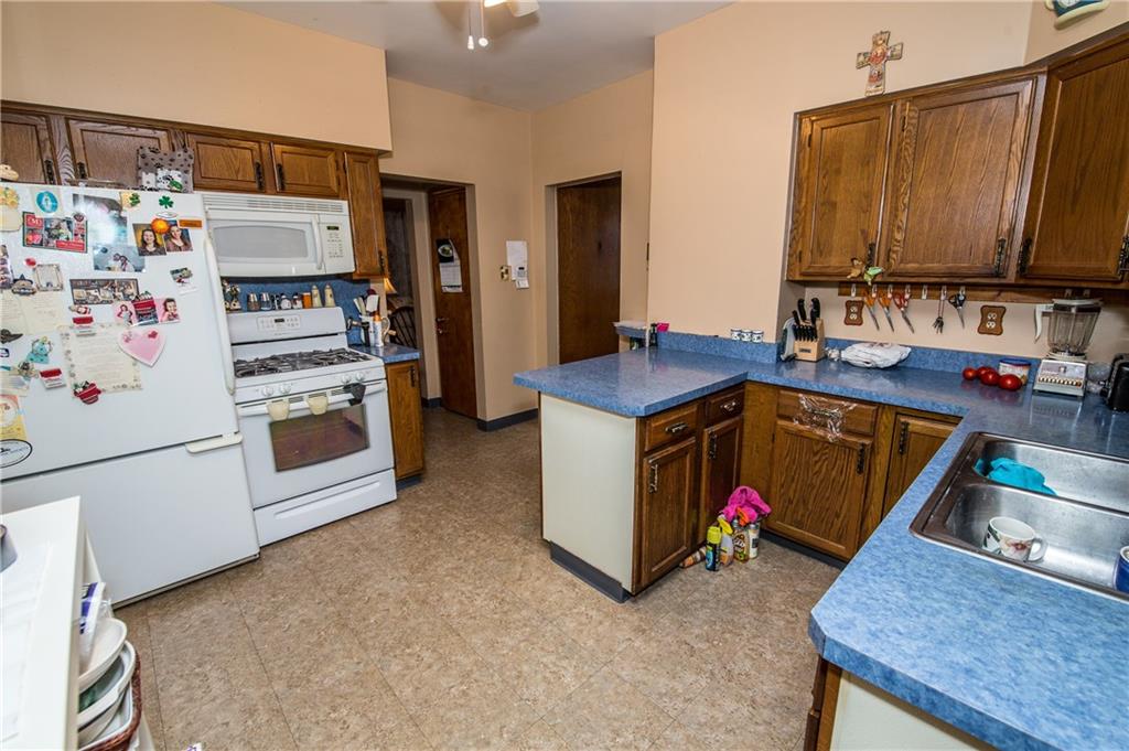 1196 Pine Hollow Road McKees Rocks, PA 15136 - Photo 12 of 25
