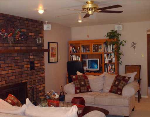 428 South Ridge Road Coal Center, PA 15423 - Photo 5 of 8 Den/Family/Great Room.