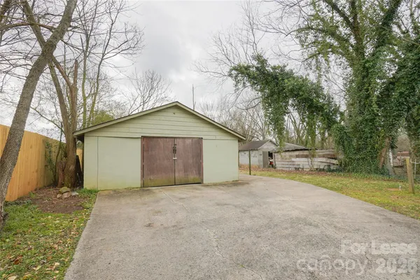 $1,700 | 303 Devine Avenue, Belmont, NC 28012