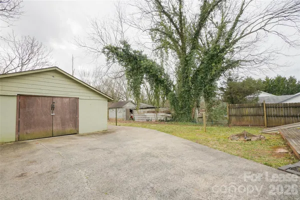 $1,700 | 303 Devine Avenue, Belmont, NC 28012