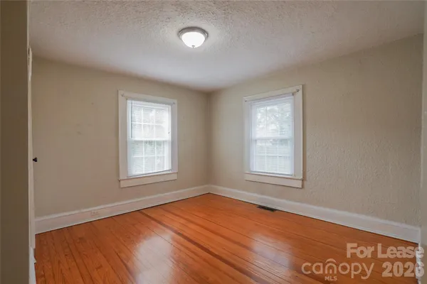 $1,700 | 303 Devine Avenue, Belmont, NC 28012