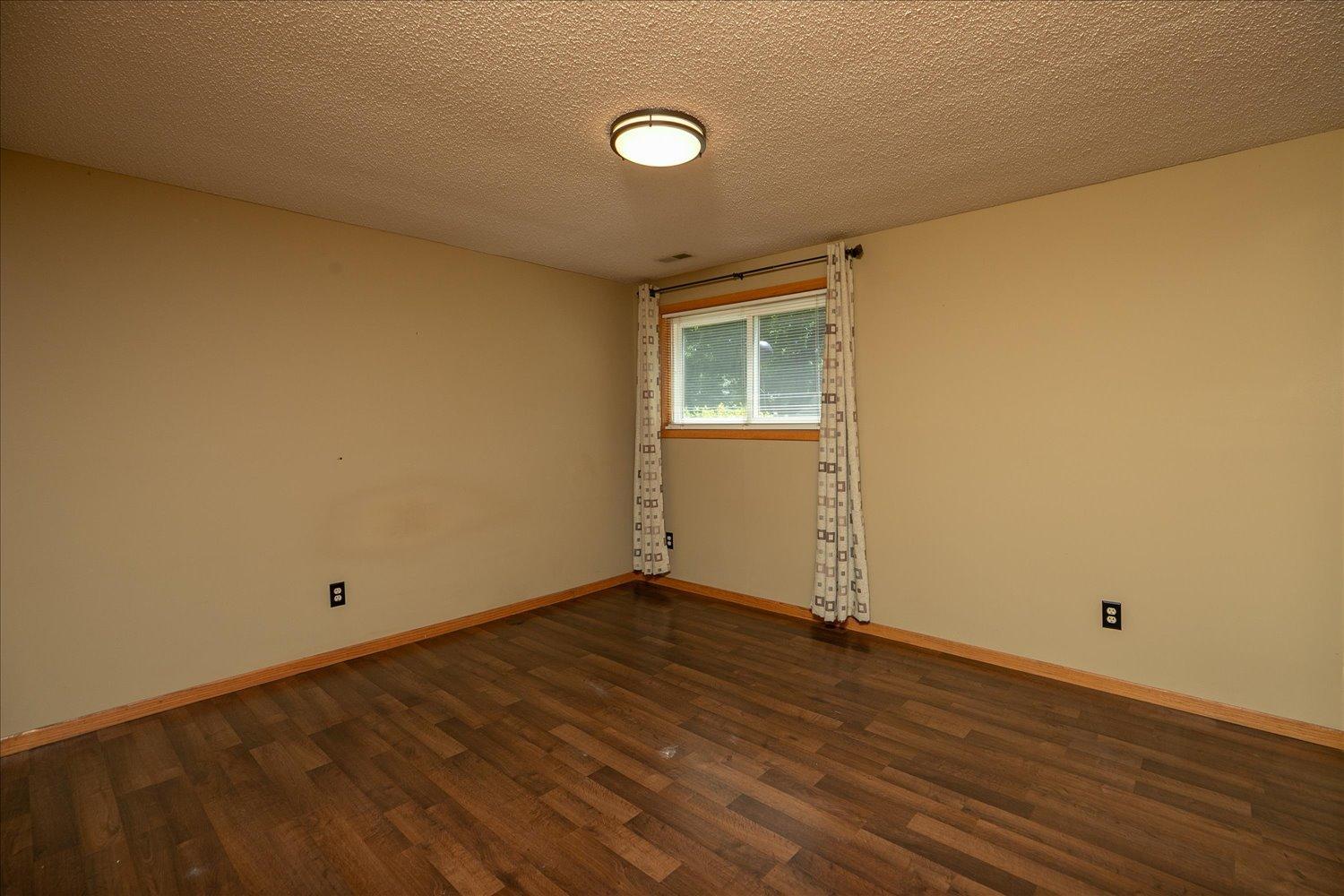 906 High Meadow Lane Southwest Rochester, MN 55902 - Photo 23 of 36