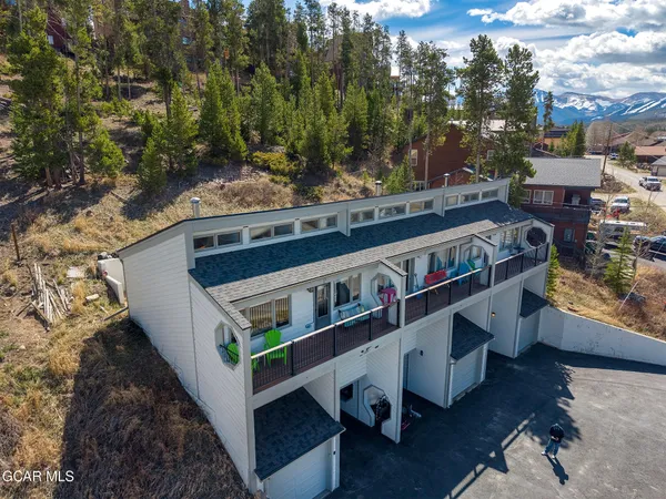 $695,000 | 560 Wapiti Lane, Unit A, Fraser, CO 80442