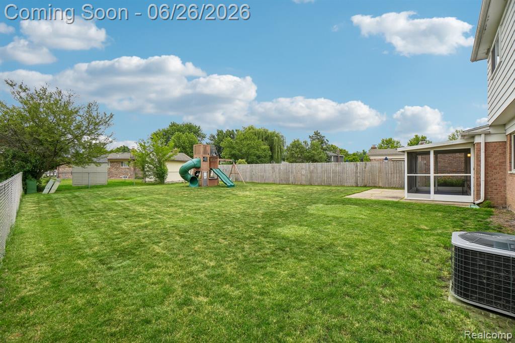 6046 Wedgewood Road Canton, MI 48187 - Photo 39 of 46