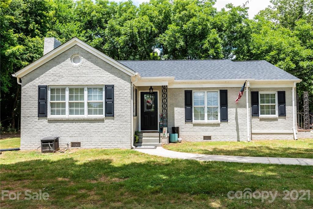 2831 Spencer Road Conover, NC 28613 - Photo 4 of 48 Gallery Image 4
