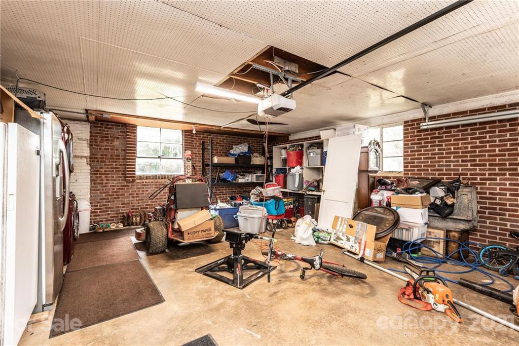 2831 Spencer Road Conover, NC 28613 - Photo 43 of 48 Gallery Image 43